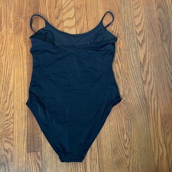 Andie Swim Amalfi One Piece Swimsuit Black size L NWT minimalist - Picture 4 of 7